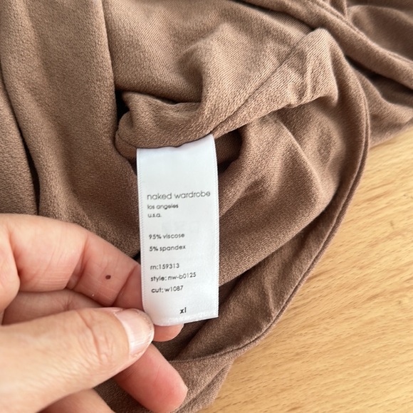 Nwt NAKED WARDROBE Deep-V Bodysuit - Picture 5 of 6